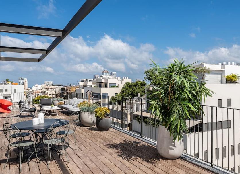 Balcony Photo