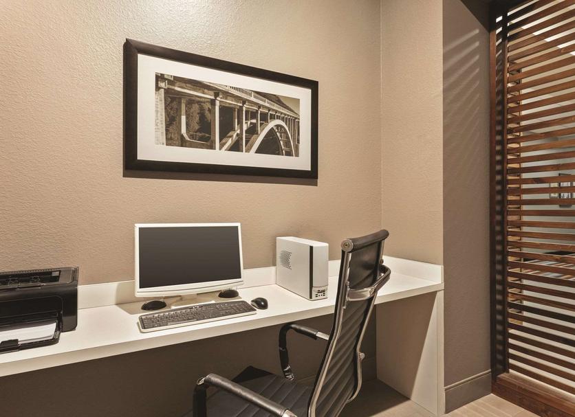 Business center Photo