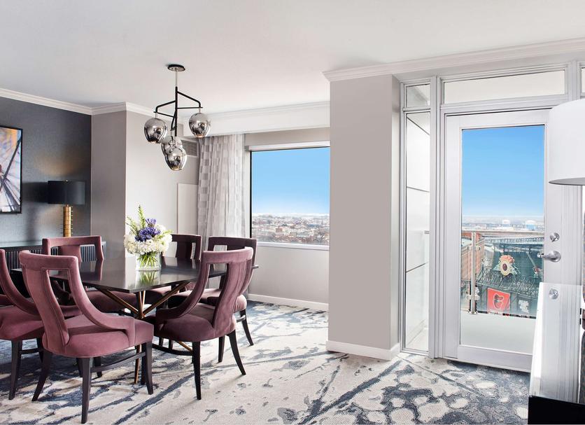 Dining room Photo