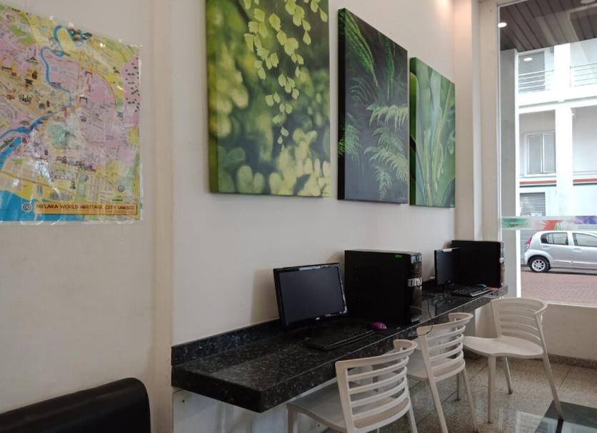 Business center Photo