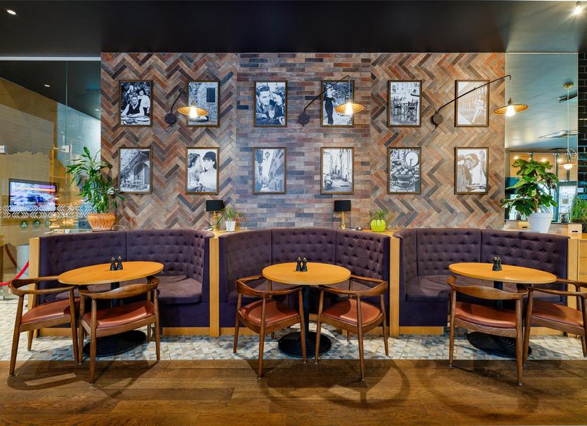 Restaurant Photo