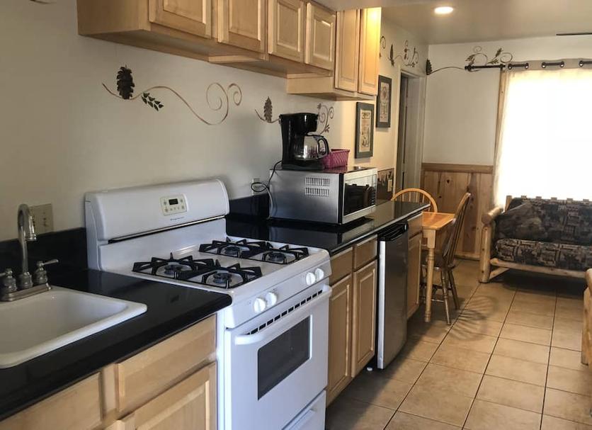 Kitchen Photo