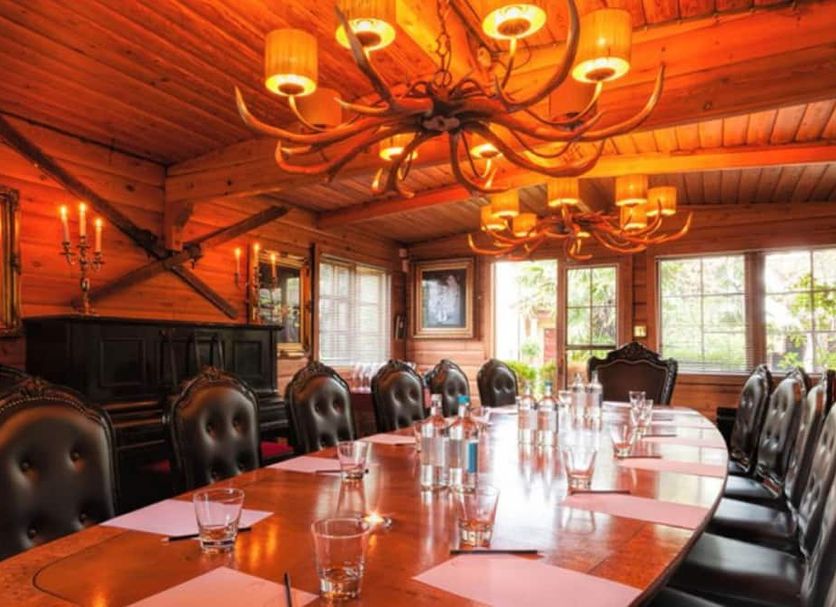 Restaurant Photo