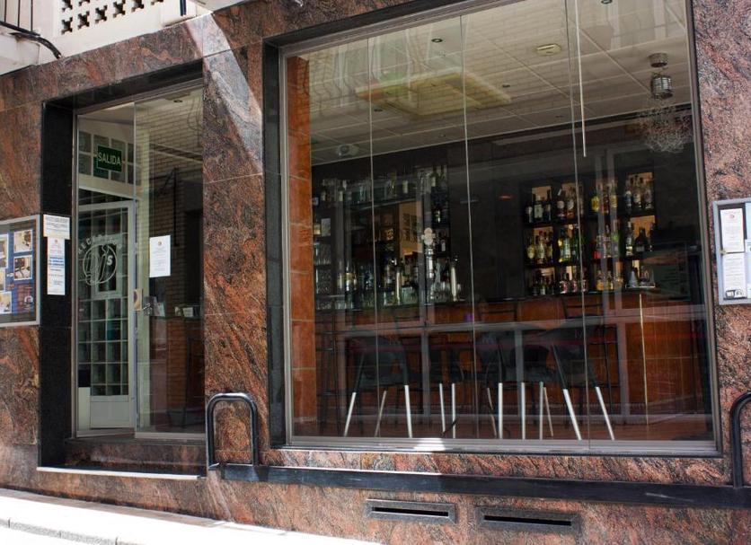 Bar Photo