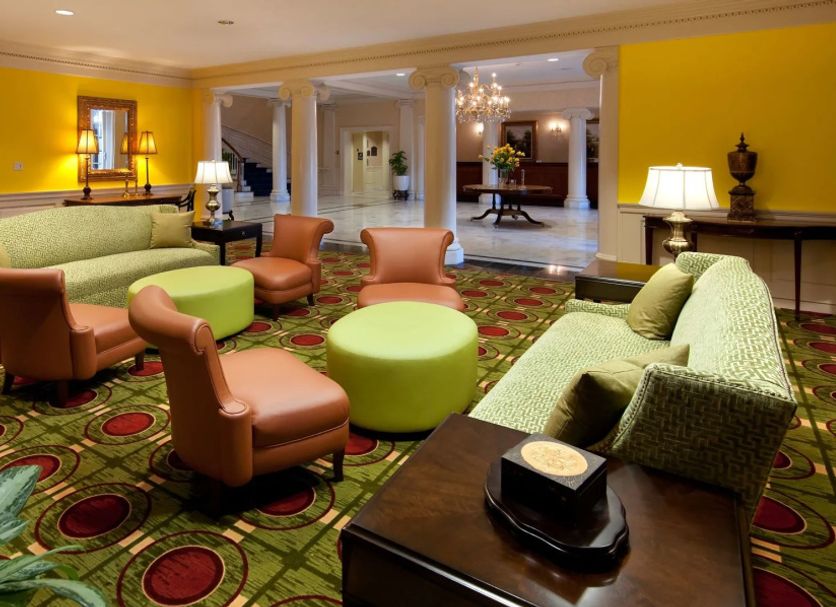 Lounge Photo