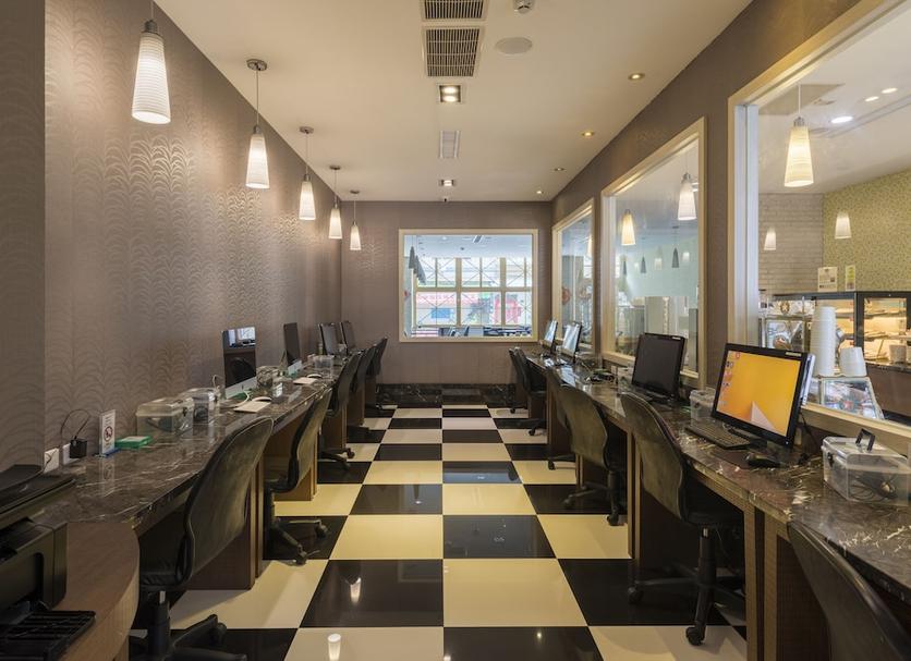 Business center Photo