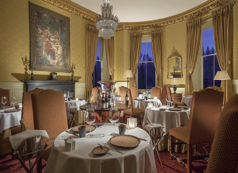 Restaurant Photo