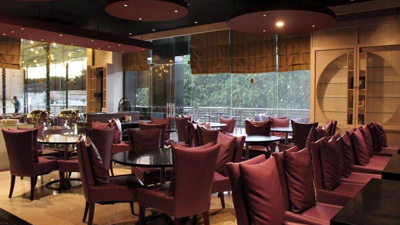 Grand Asia Hotel