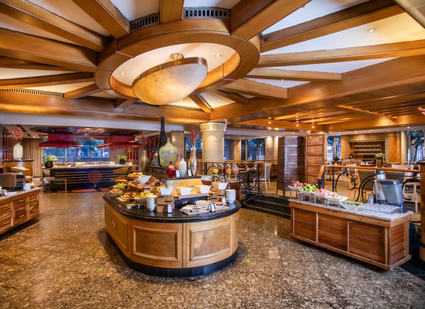 Buffet Photo