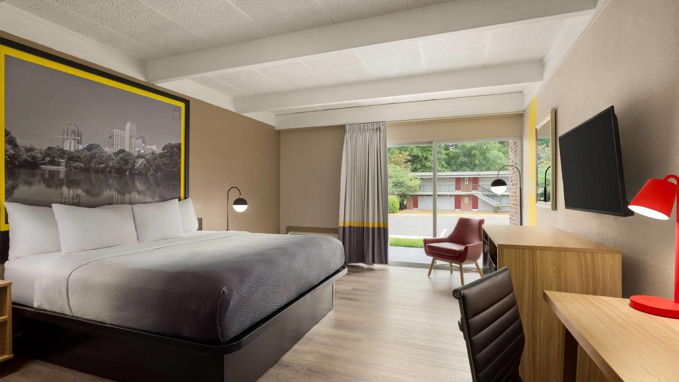 Super 8 by Wyndham Macon GA