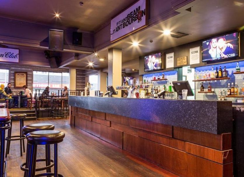 Bar Photo