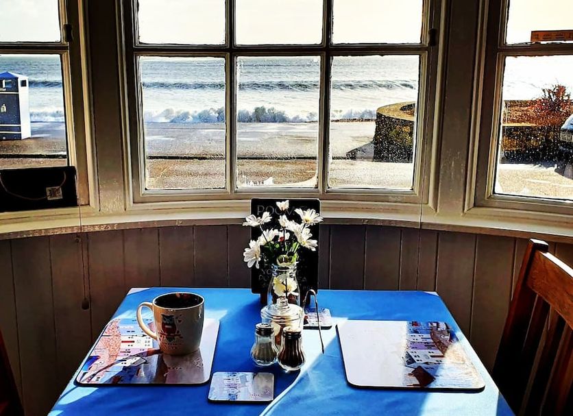 Dining room Photo