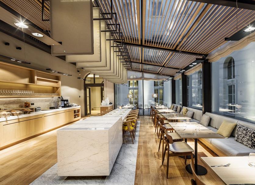 Restaurant Photo