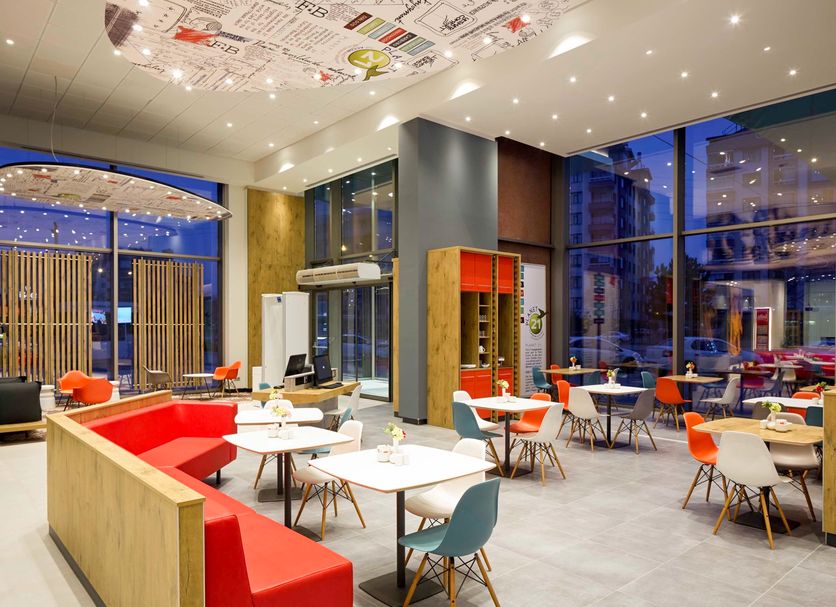 Restaurant Photo