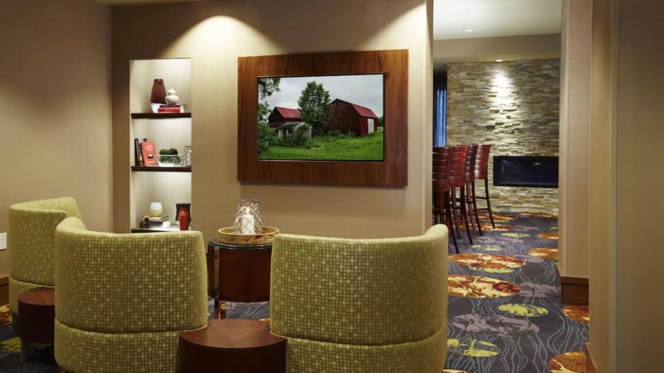 Courtyard by Marriott Ithaca Airport/University