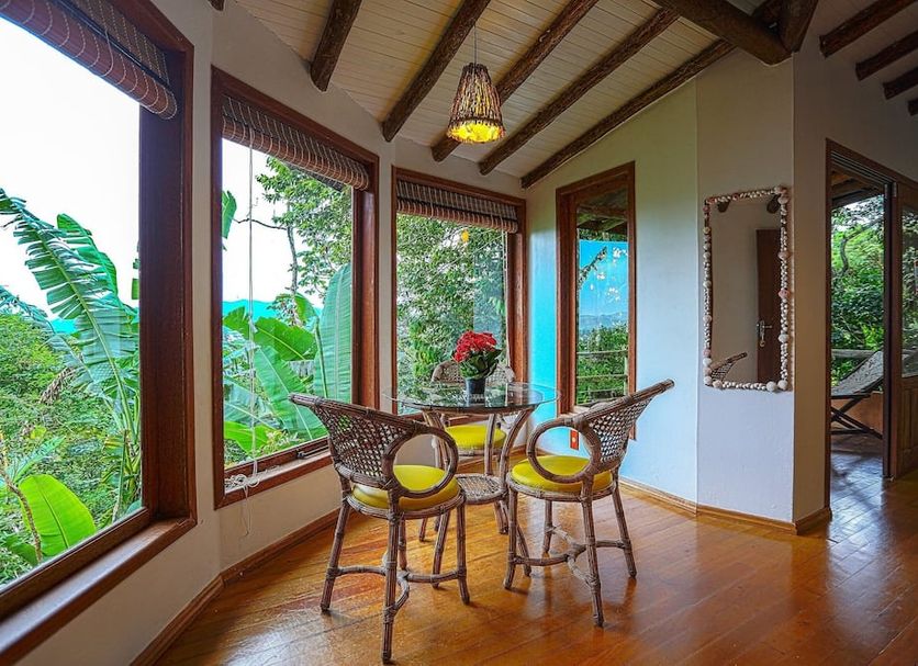 Dining room Photo