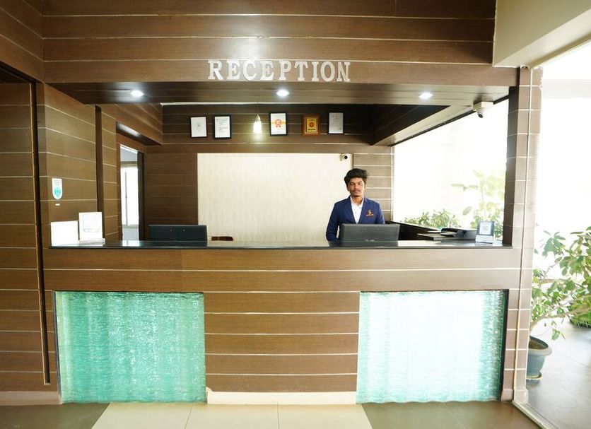 Front desk Photo