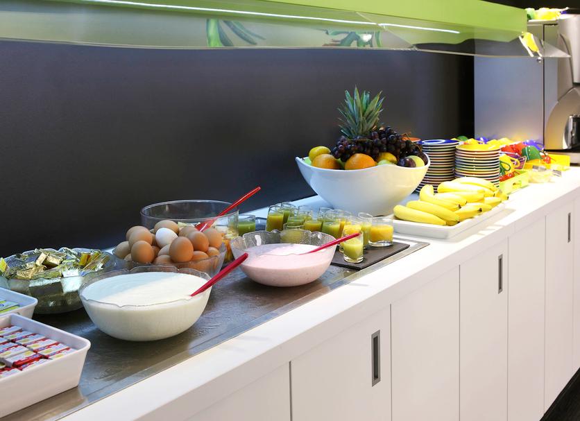Buffet Photo