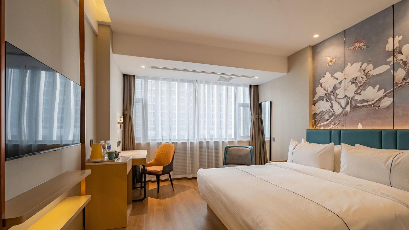 maxaccon future hotel (Shijiazhuang Lerthai Center Ping'an Street Metro Station)