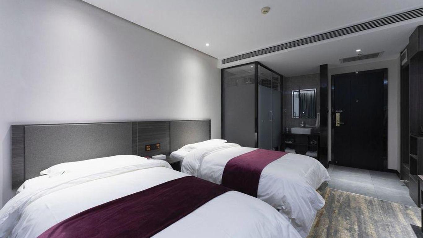 Qindao Business Hotel