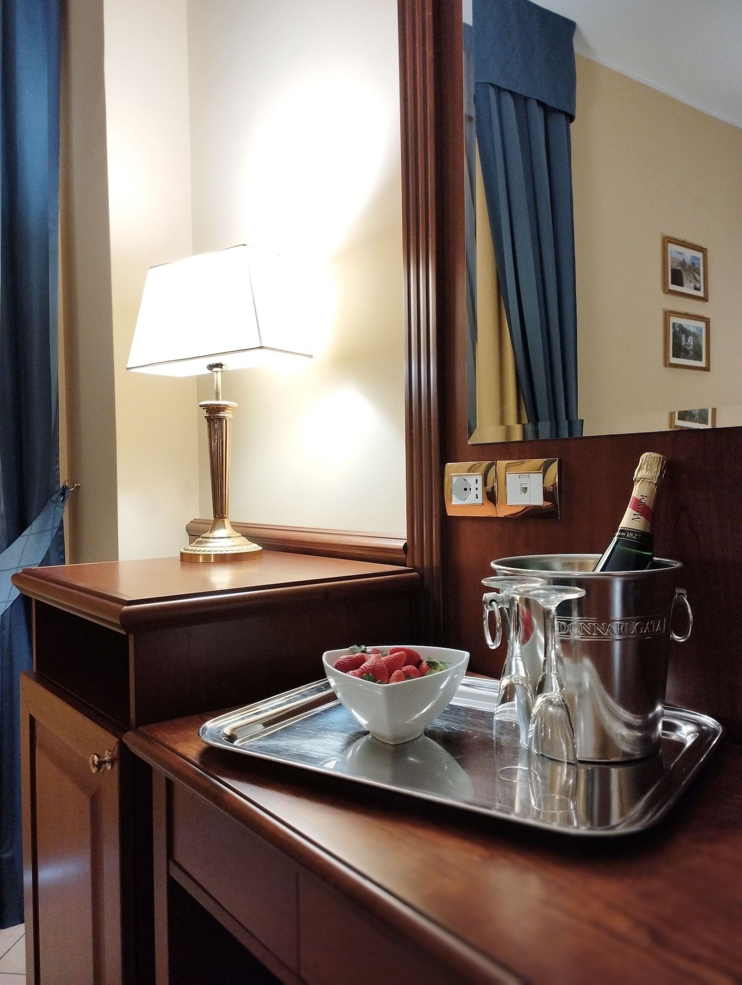 Room amenity