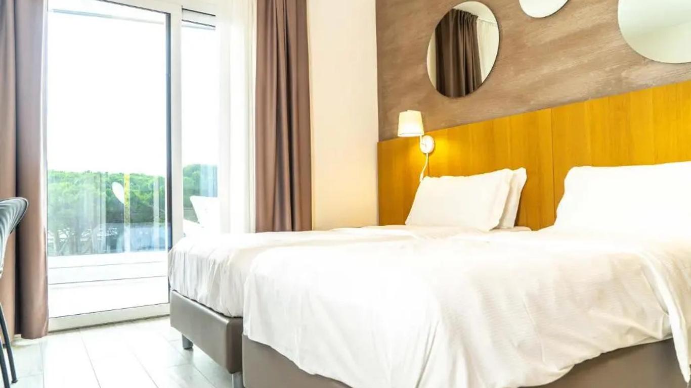 Hotel Lily