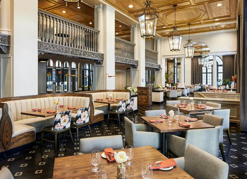 Restaurant Photo