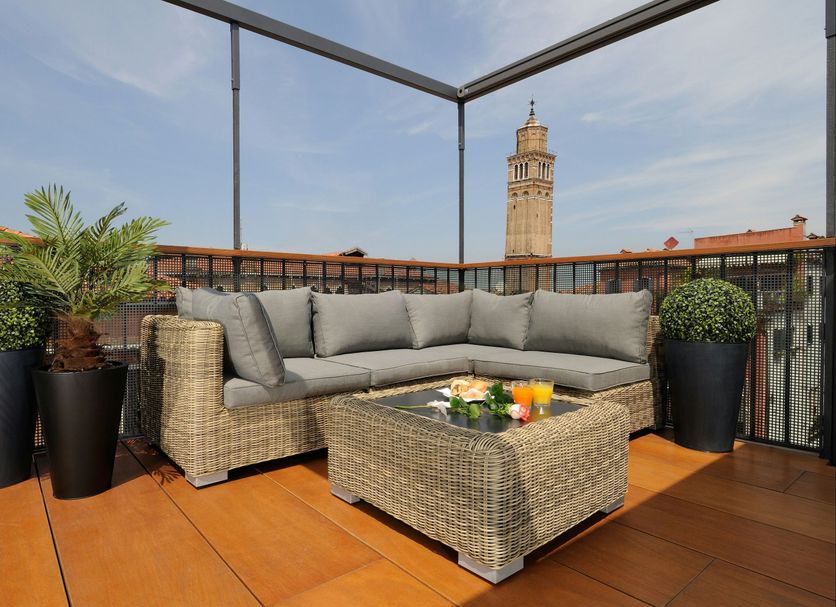Balcony Photo