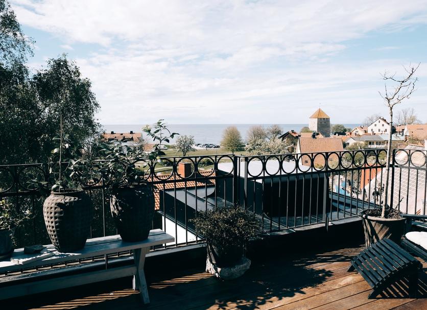 Balcony Photo