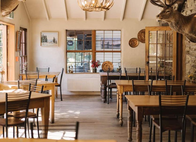 Restaurant Photo