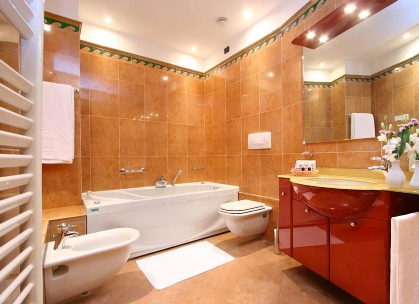 Bathroom Photo
