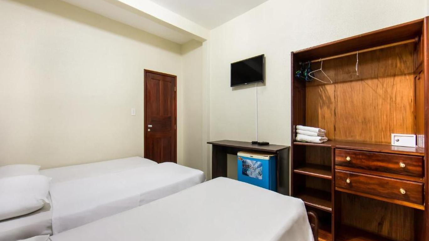 Hotel Netuno Beach