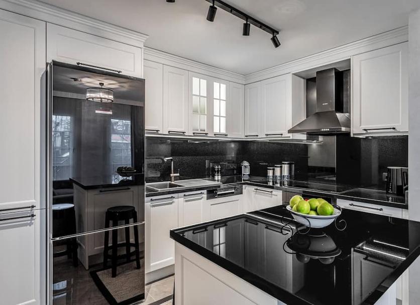 Kitchen Photo