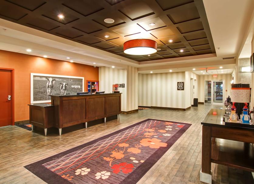 Front desk Photo