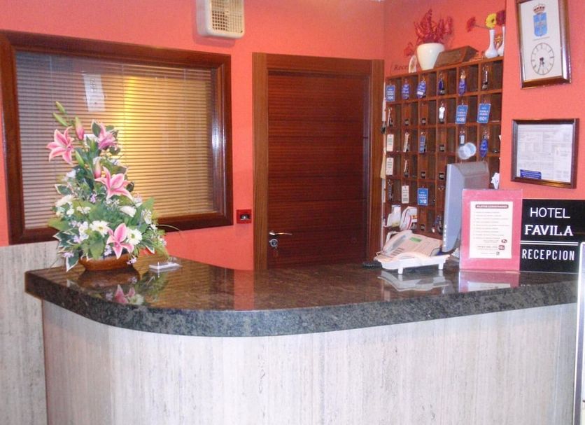 Front desk Photo