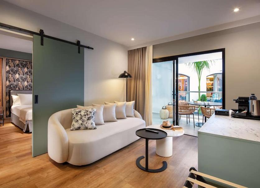 Living room Photo