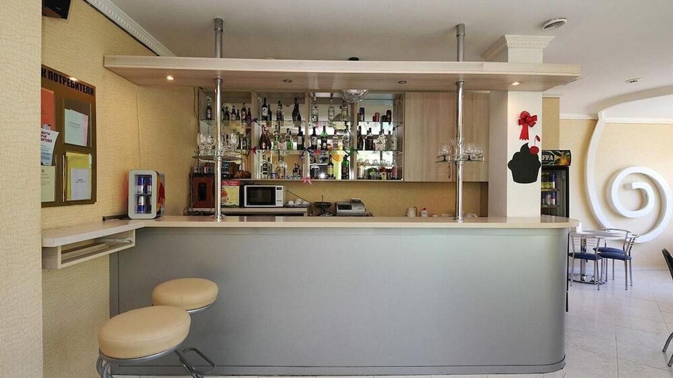 Zirka Hotel