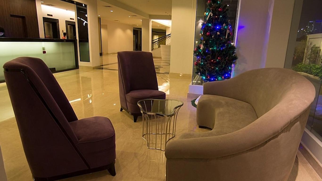 Hotel Diradja