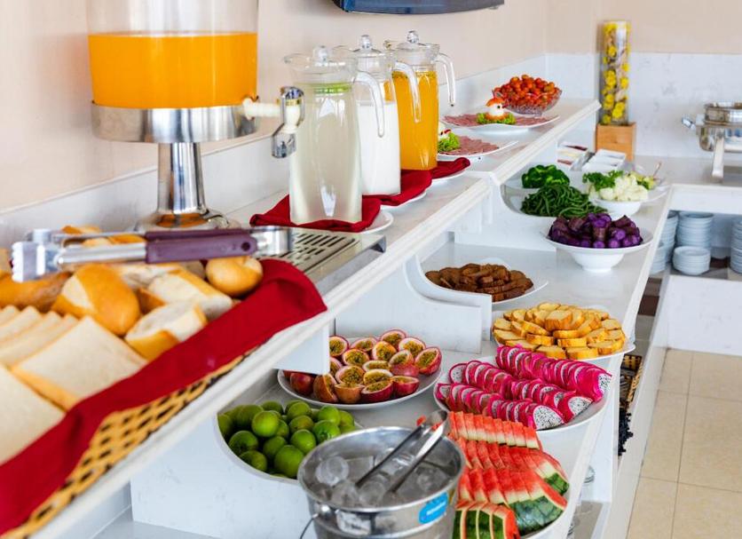 Buffet Photo