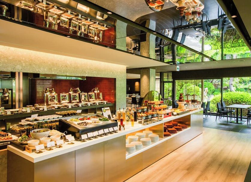 Buffet Photo