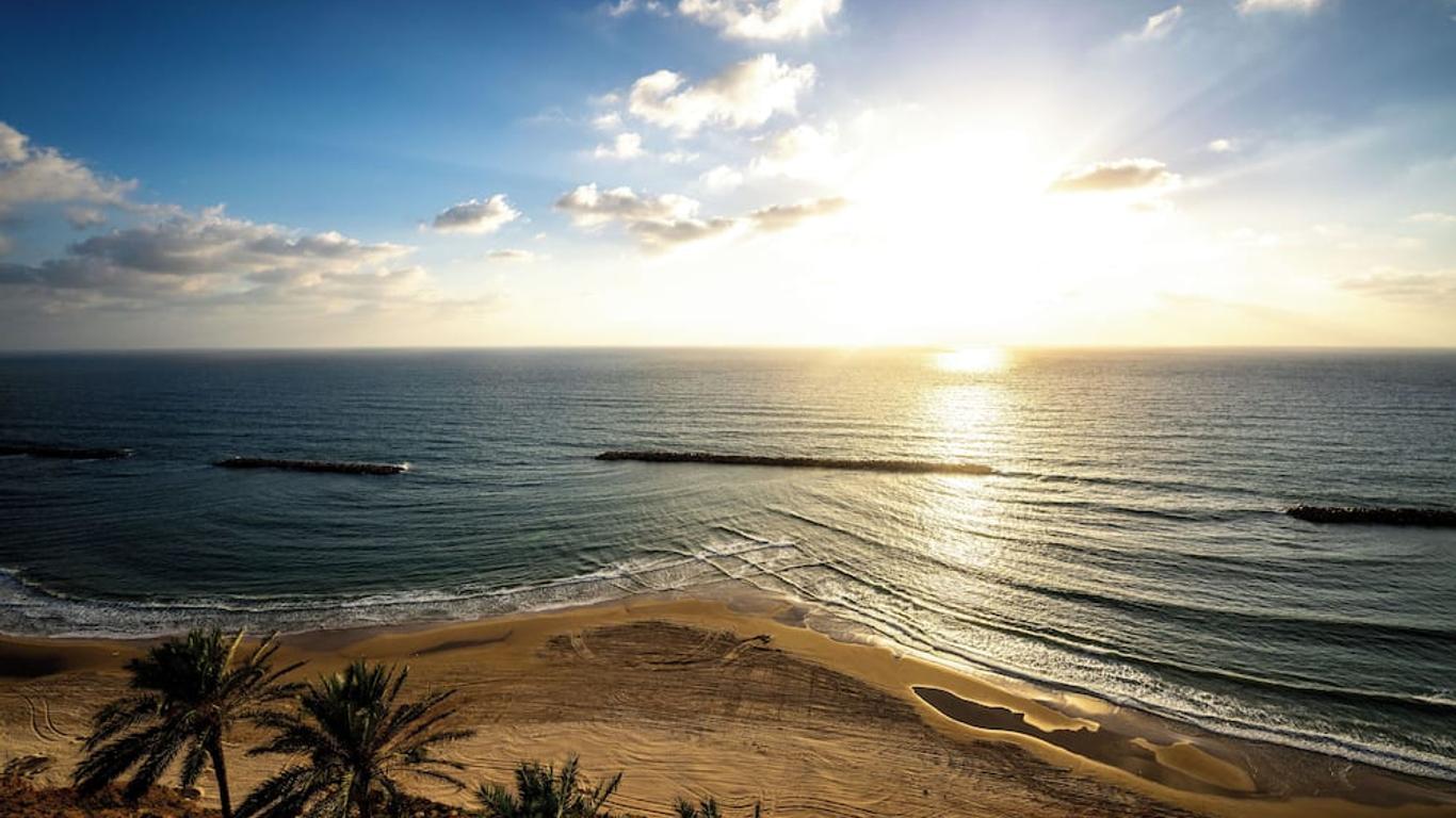Netanya Seaview Aparthotel