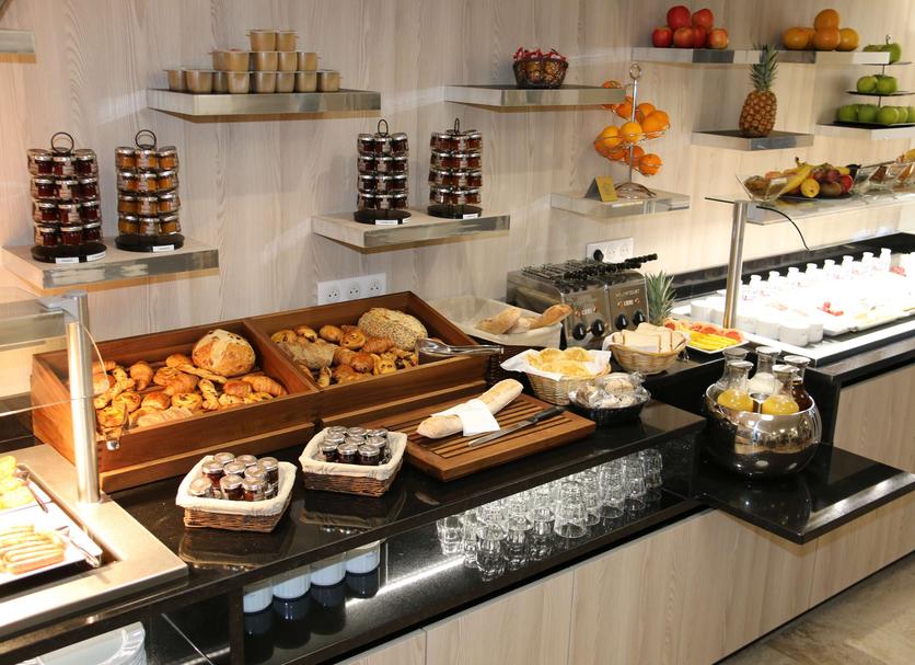 Buffet Photo