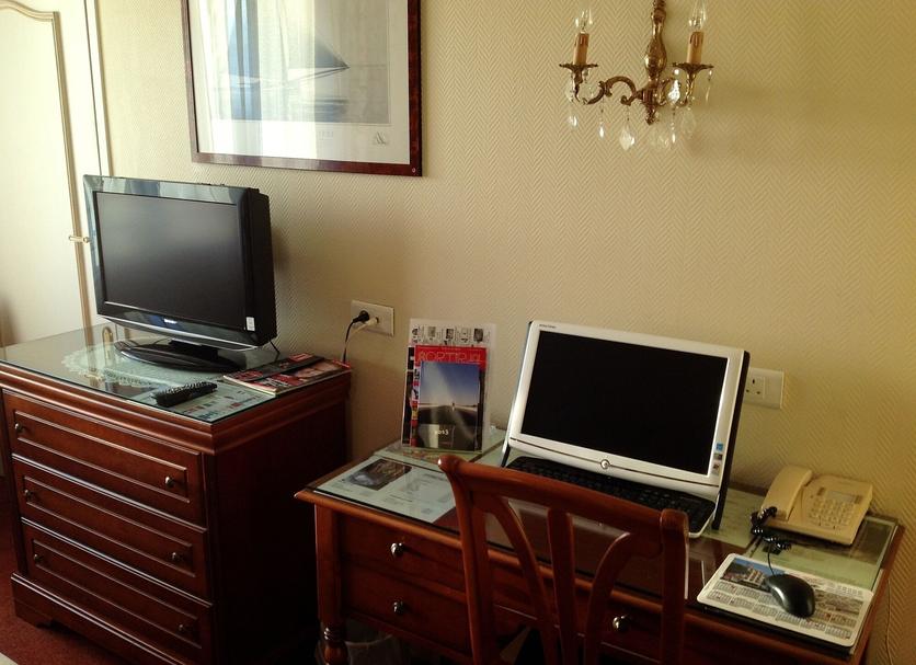 Business center Photo