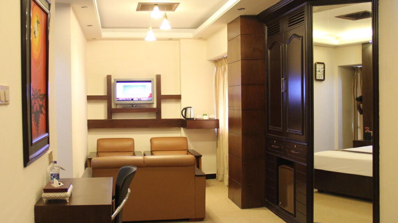 Grand Dhaka Hotel
