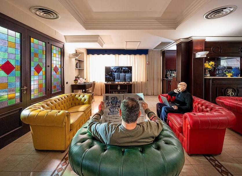 Lobby Photo