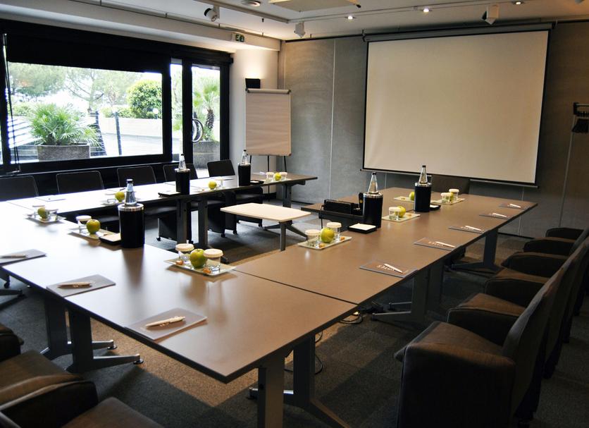 Conference room Photo