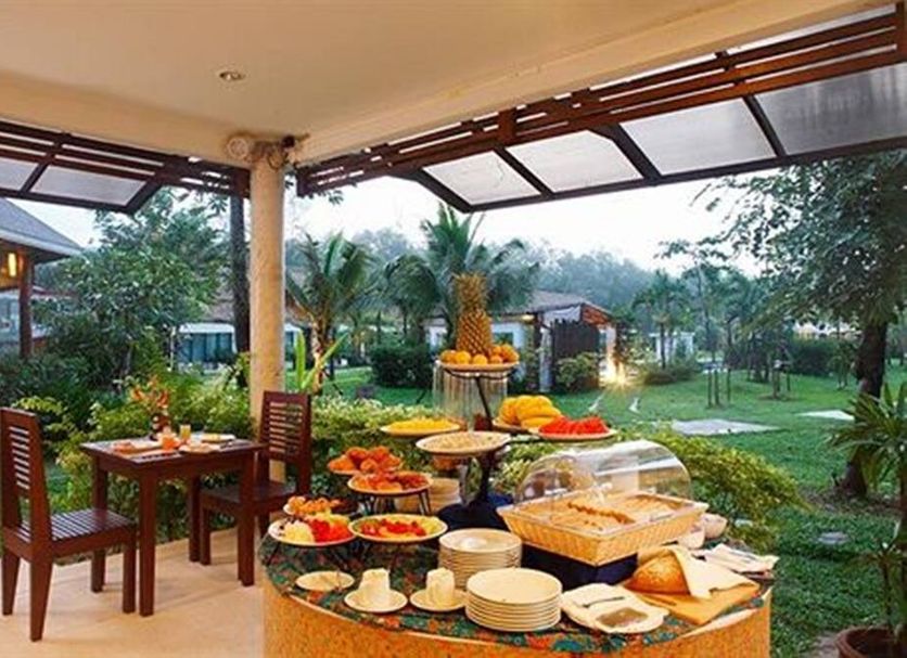 Buffet Photo
