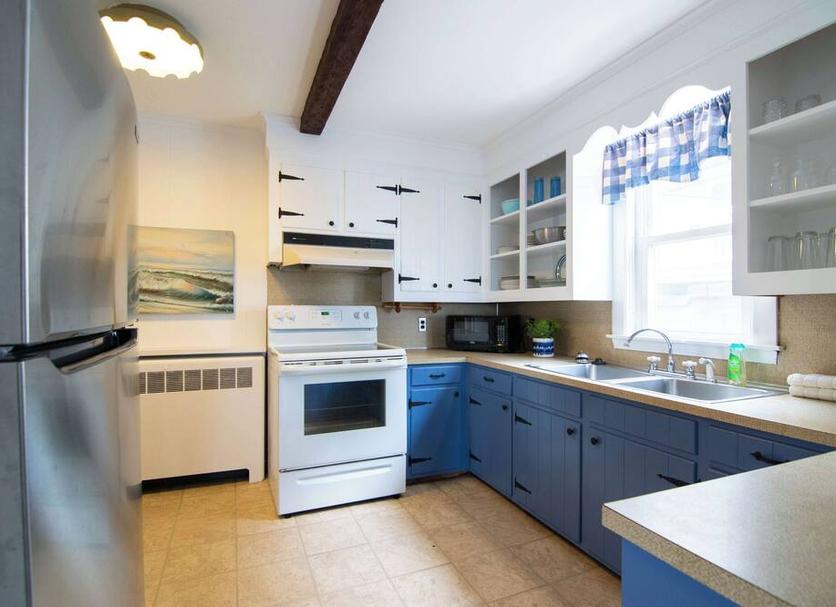 Kitchen Photo