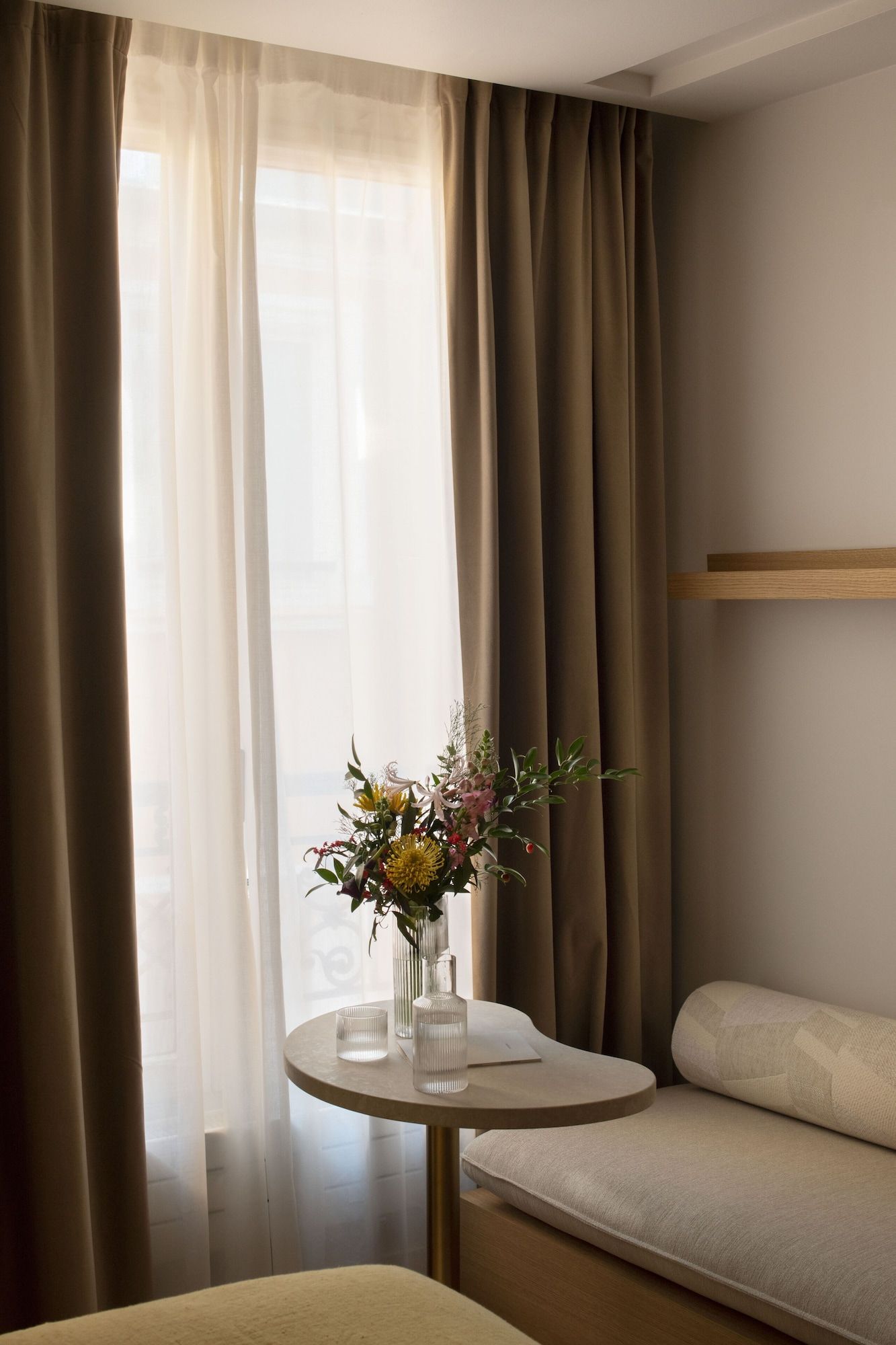 Room amenity