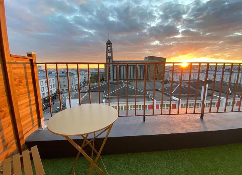 Balcony Photo